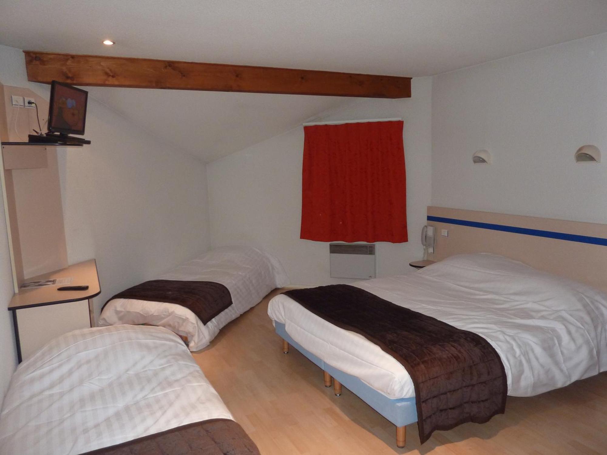 Lac'Hotel France Montréal La Cluse Zimmer foto